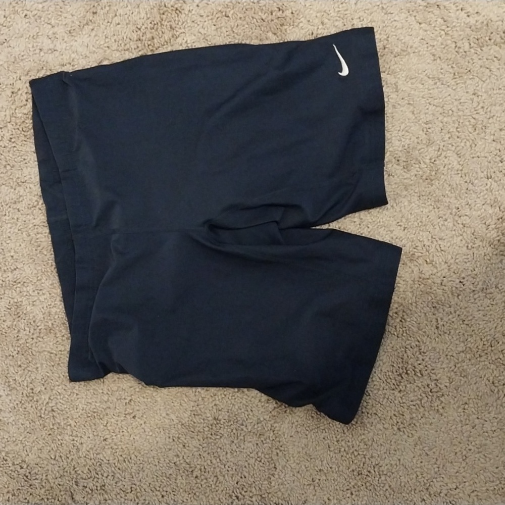 Pre loved Nike Bike shorts size L